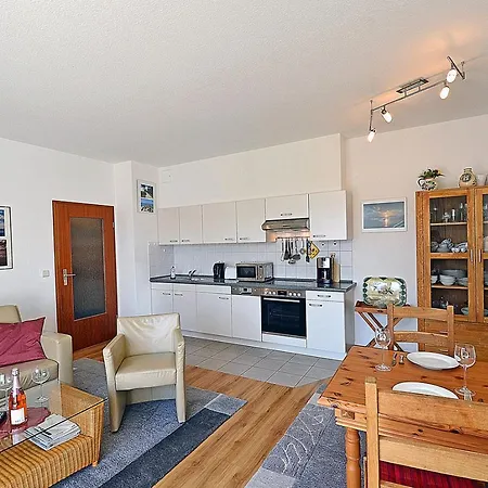 Apartment Seemoewe Glowe
